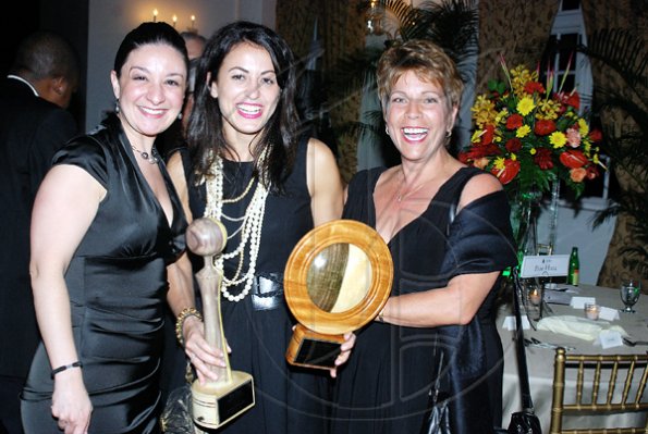 Janet Silvera Photo
 
From L- Travelocity's Sara Fried, Orbitz's Dani Rice, Gineen Gallo and Expedia's Demetrius Cantan at Half Moon's 5th Ambassador Award last Friday night in Montego Bay.