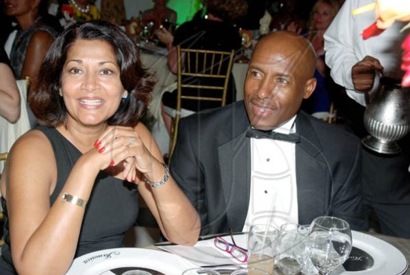Janet Silvera Photo
 
Tamara and Aubyn Hill had a ball.

********************************************************************* at Half Moon's 5th Ambassador Award last Friday night in Montego Bay.