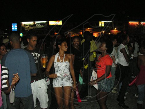 Bacchanal Night - La Dolce Vita