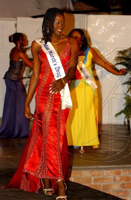 Winston Sill / Freelance Photographer

Jamaica Cultural Development Commission (JCDC), Kingston and St Andrew Festival Queen Coronation Show, held at the Louise Bennett Garden Theatre, Hope Road on Sunday night May 17, 2009.