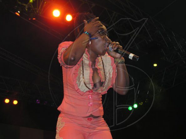 lady-g_04