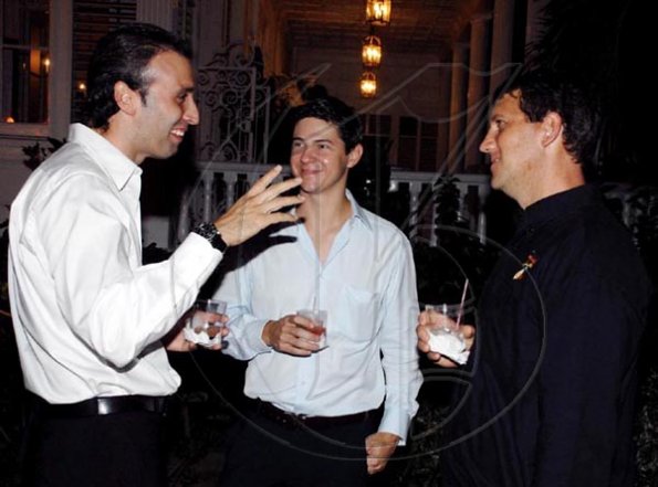 Colin Hamilton/freelance photographer
From left, Tony Bssat; Mark McConnell and Peter McConnell enjoy their joke.


********************************************************************* around during the Restaurant Week launch at Devon House on Thursday October 1, 2009.