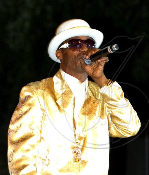 Winston Sill / Freelance Photographer
Shaggy Foundation presents "Shaggy and Friends 2010 Concert", held on the lawns of Jamaica House, Hope Road on Saturday night January 2, 2010
