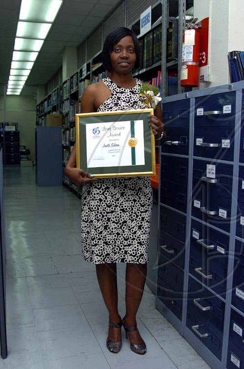 Peta-Gaye Clachar/Freelance Photographer
Gleaner company Long Service Awards at the Gleaner's North Street Office on Monday, September 21, 2009.