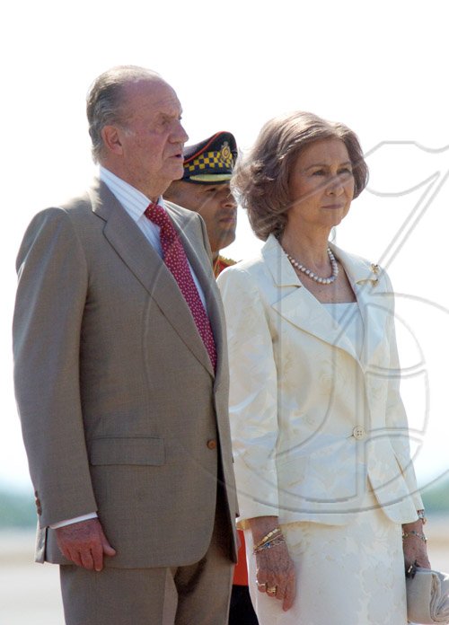 RoyalVisitH20090217RM