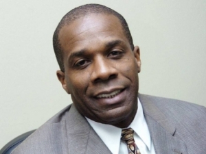 Greg Christie � File